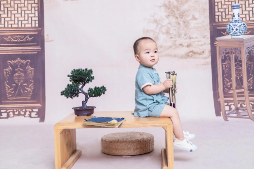 辽宁孕妇肚子上的黑线